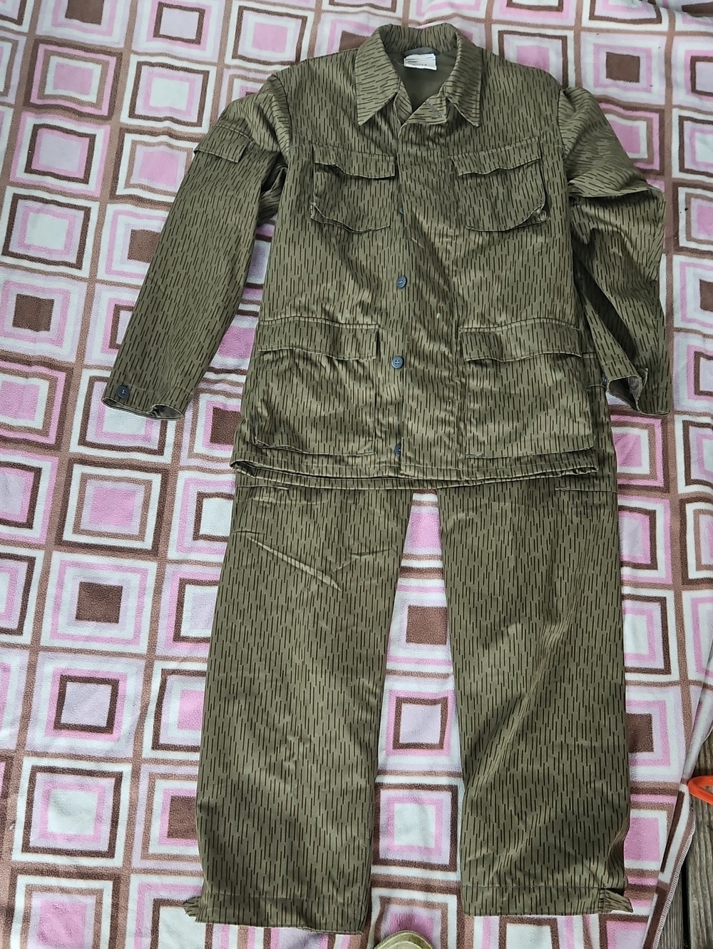 Men's Strum  Military-Style Field Jacket And Pants Set